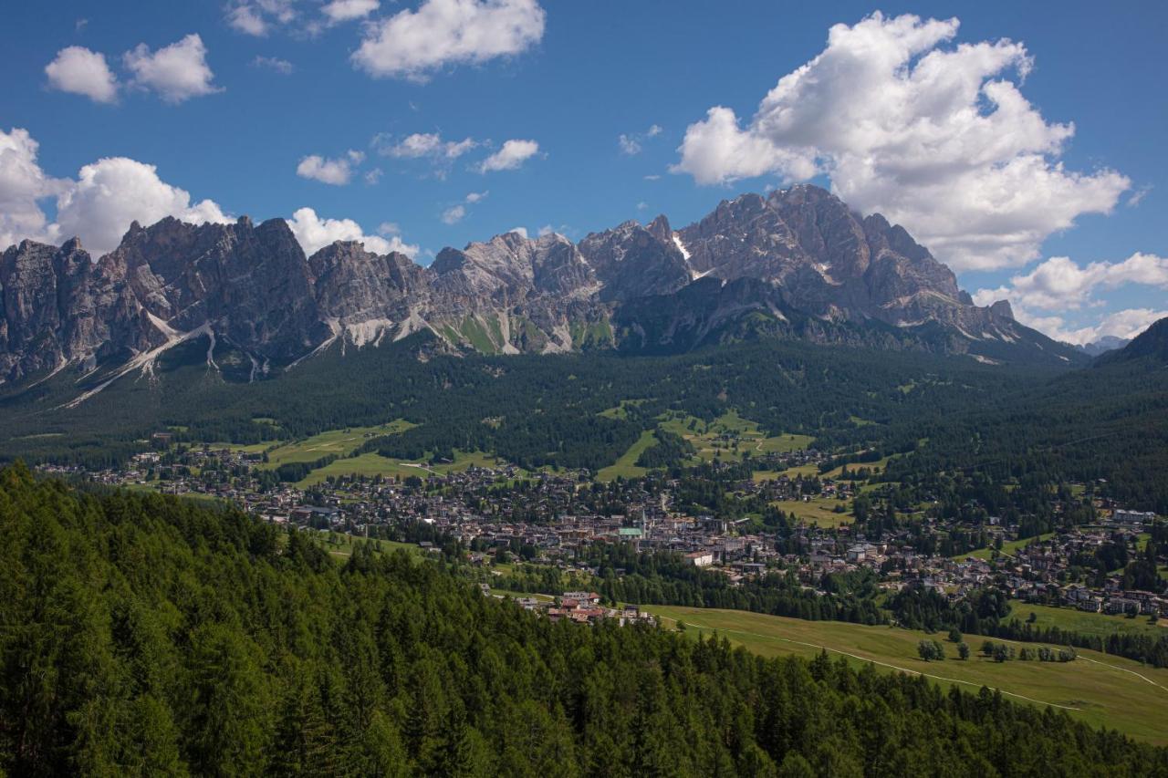 Cortina-House Cortina dʼAmpezzo Exterior foto